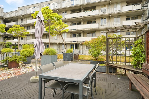 Medium property photo - Noordwal 45, 2513 EB Den Haag